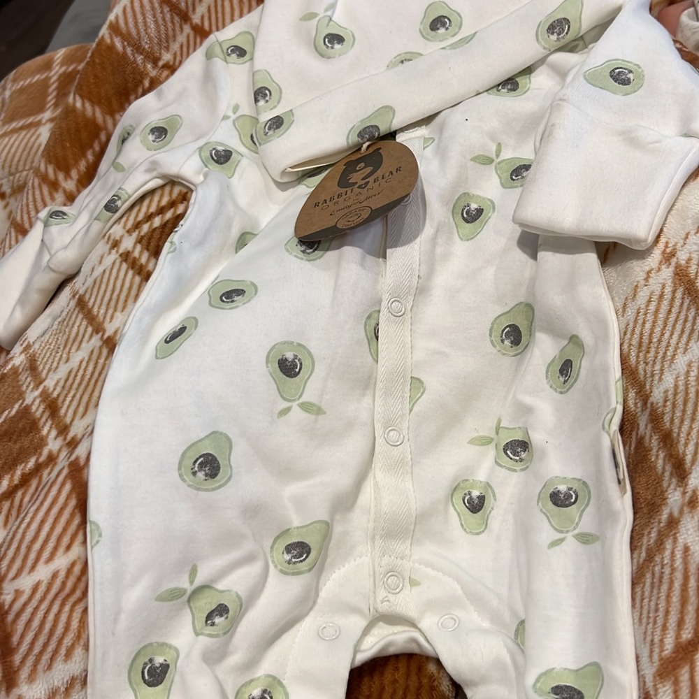 NWT items great for baby shower Bundle